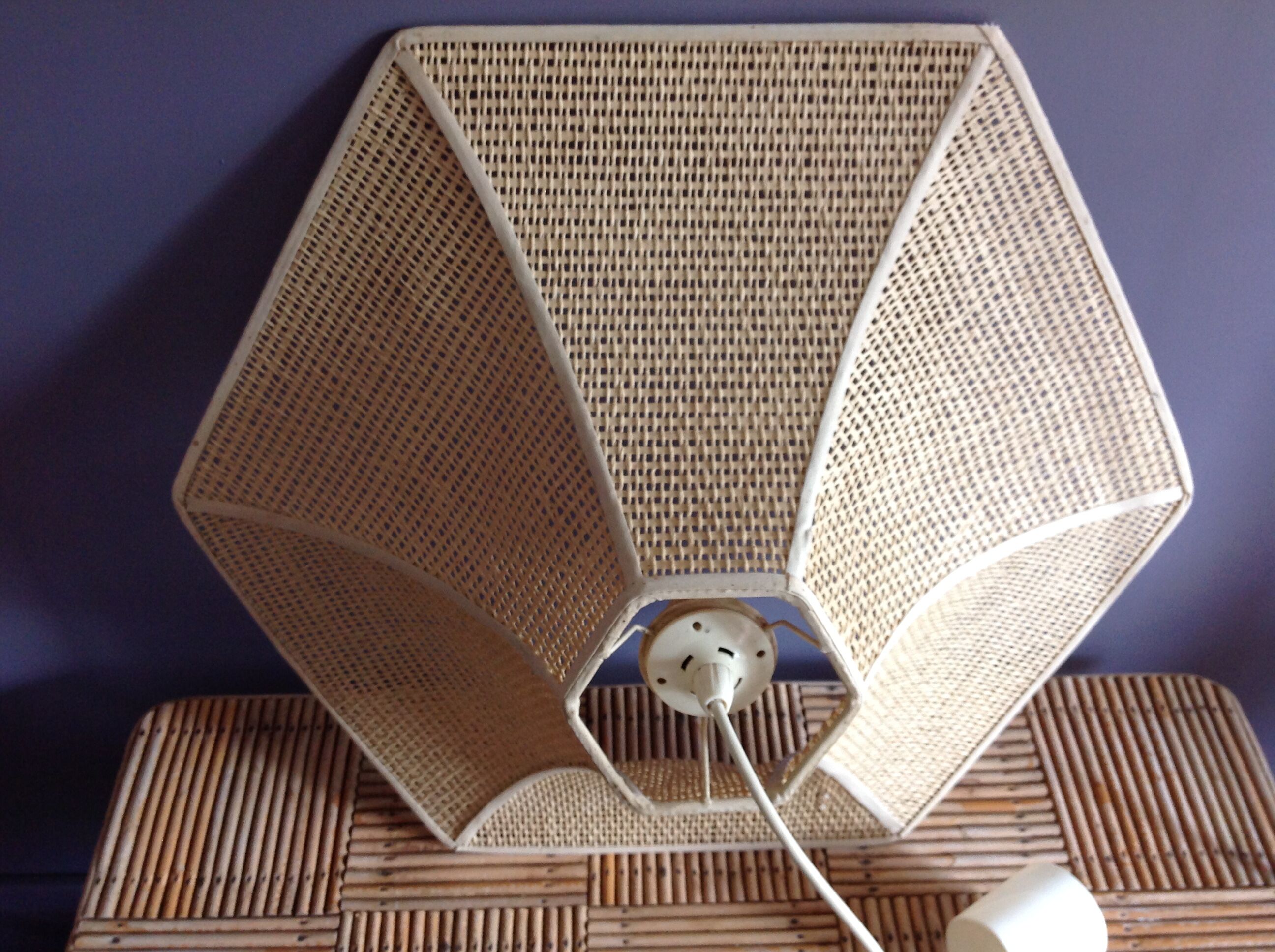 Vintage pagoda suspension