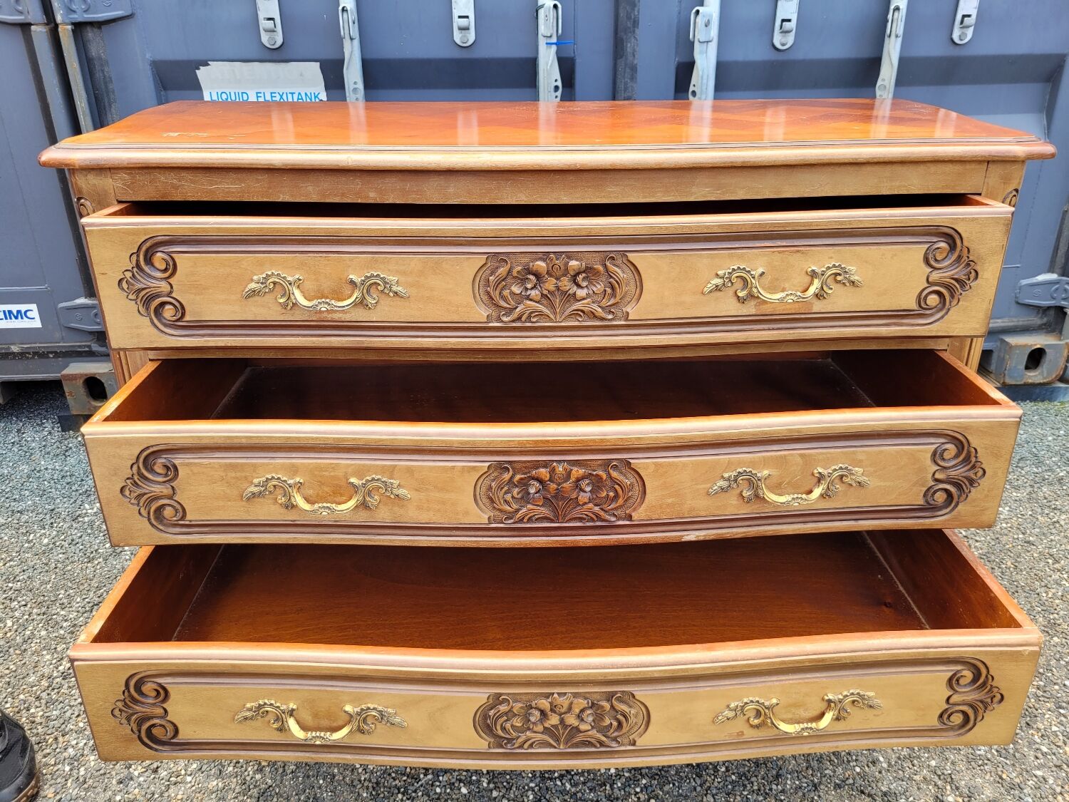 Commode trois tiroirs