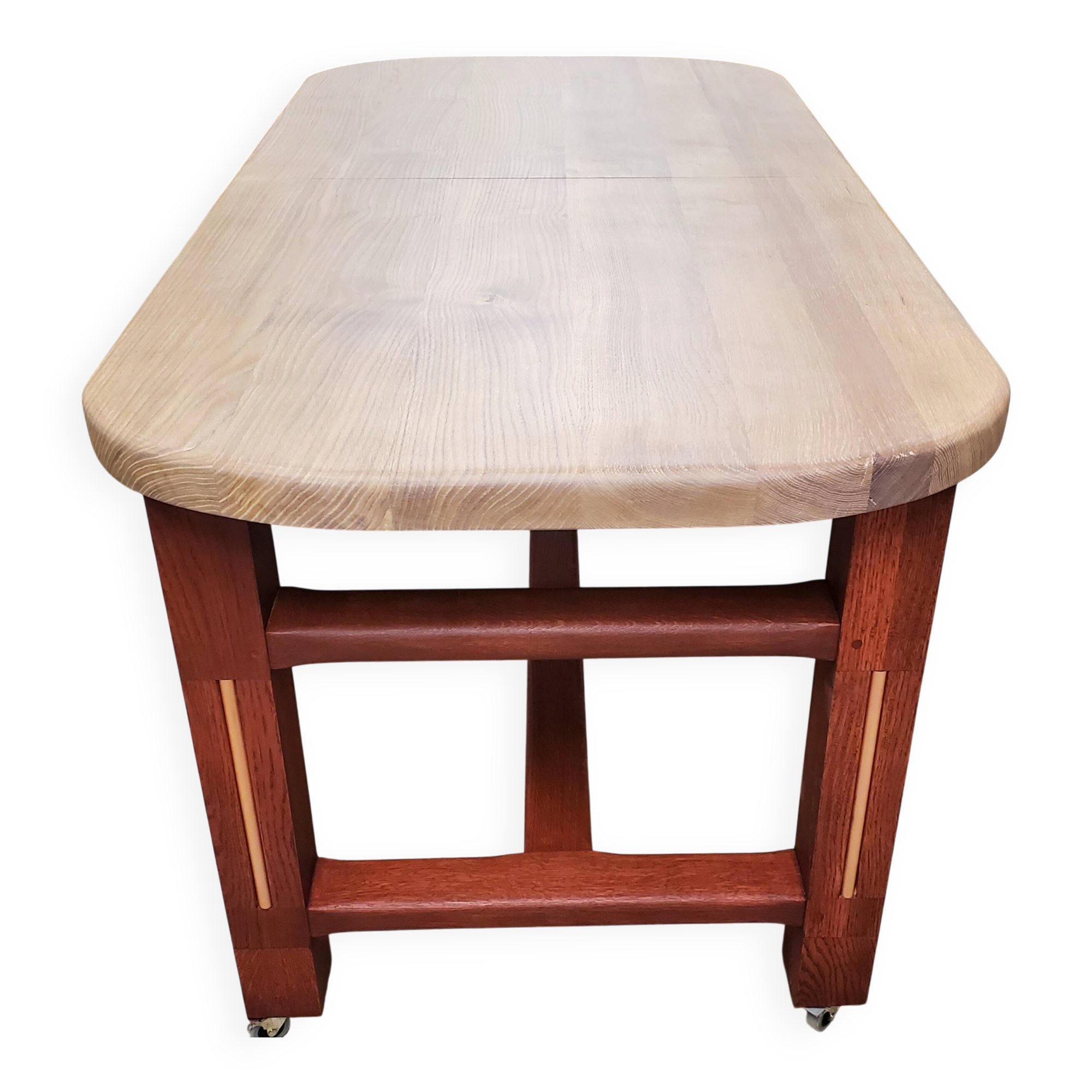 Dining table for 8 to 10 people