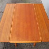 Scandinavian teak coffee table that can be upgraded to a dining table