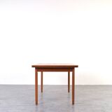 Table de salle à manger extensible en teck danois, style milieu du XXe siècle, années 1960.