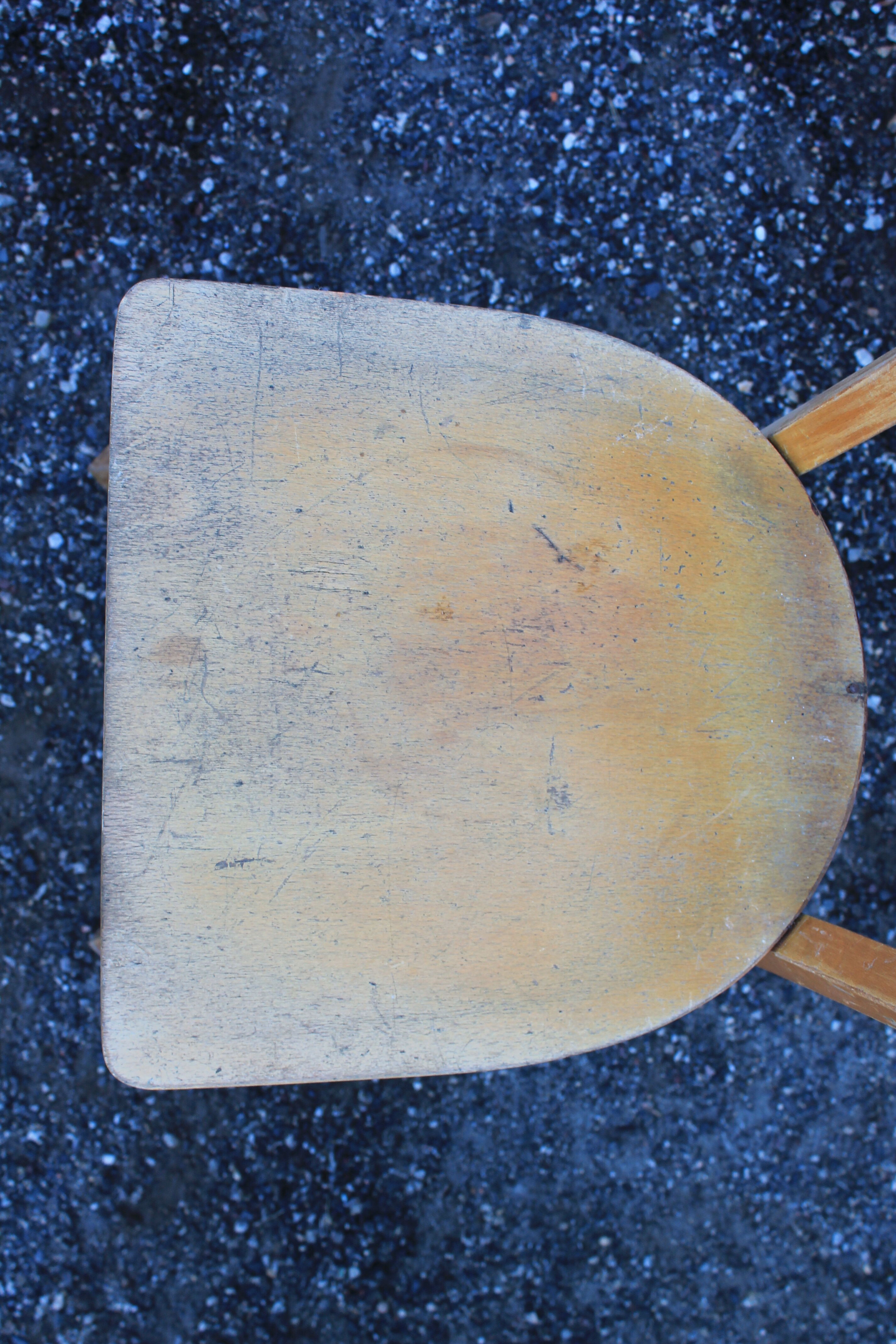 Set 10 community chairs