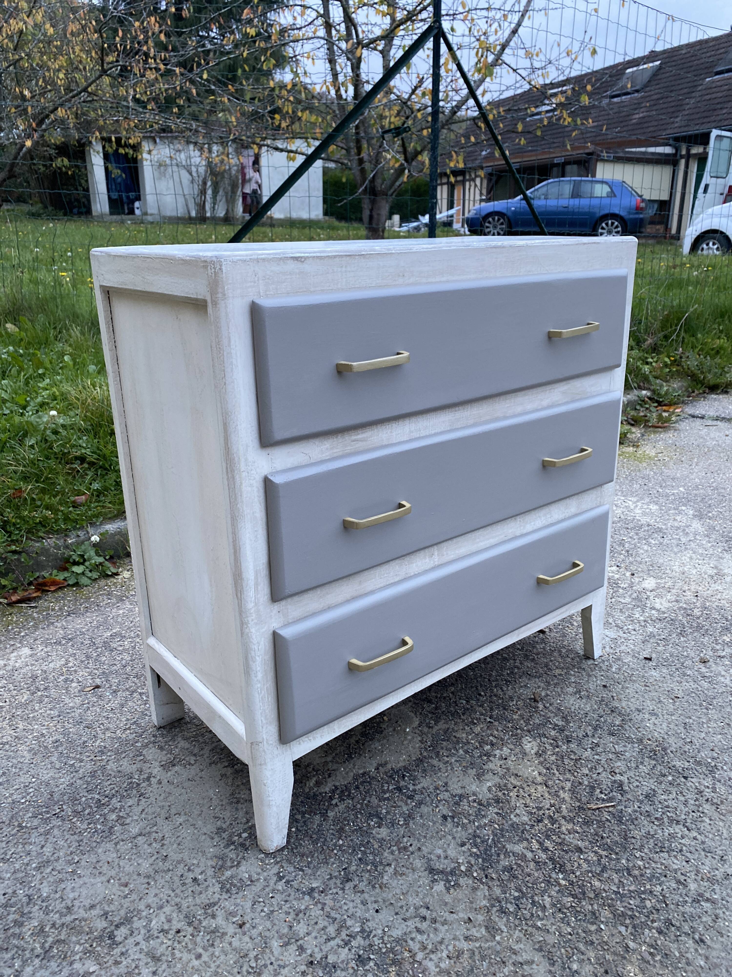 Vintage 50s patinated chest of drawers