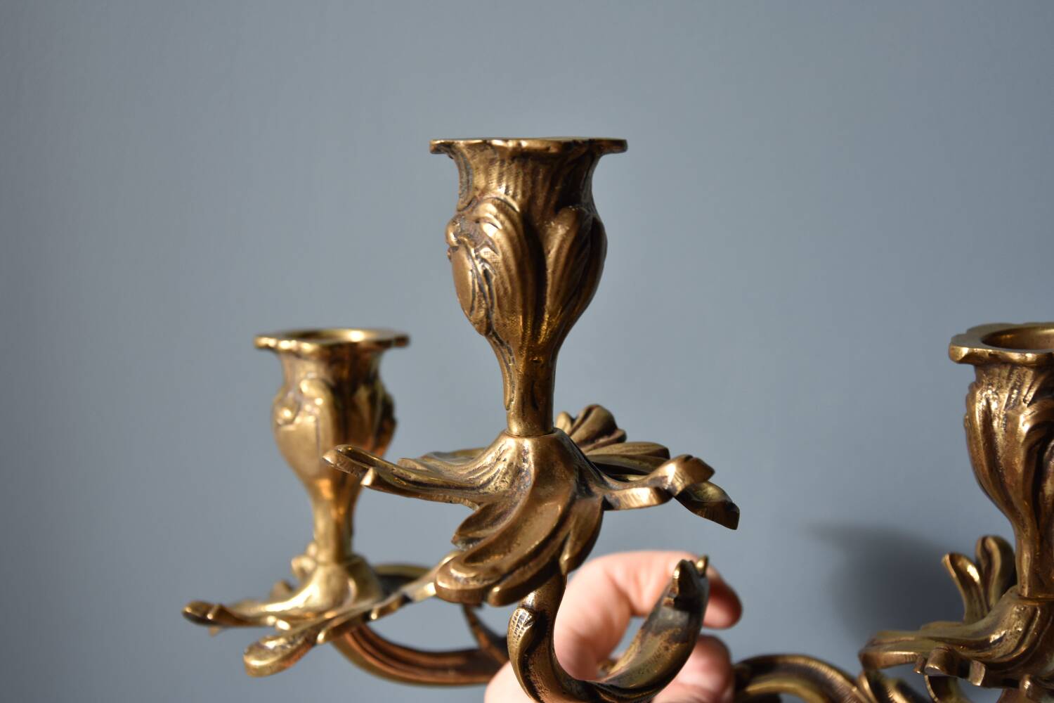 Wall candle holder