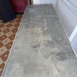 Metal tray workbench