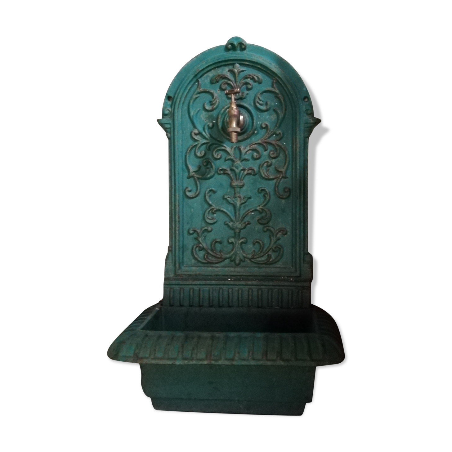 Cast iron fountain