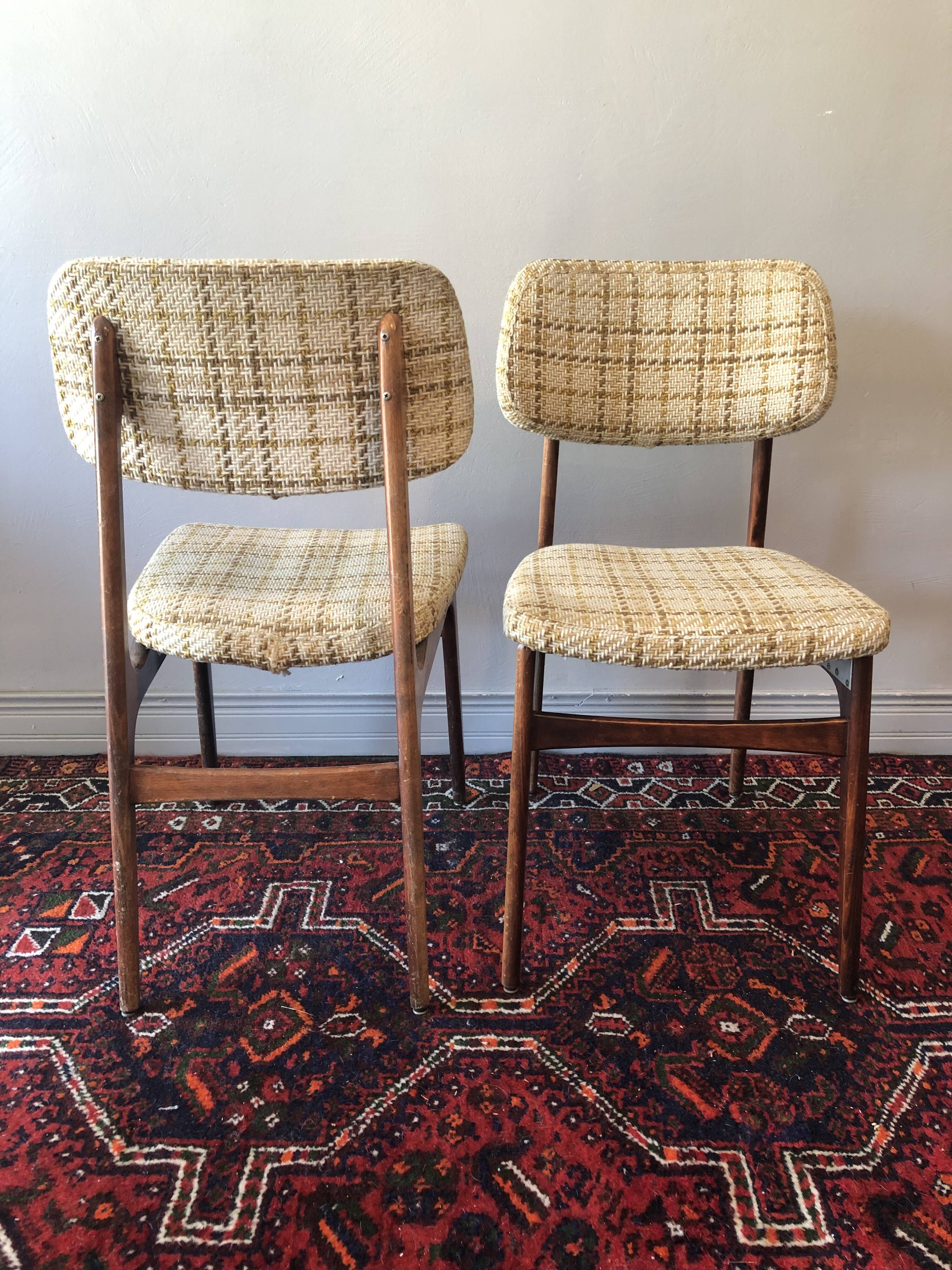 Duo de chaises années 60