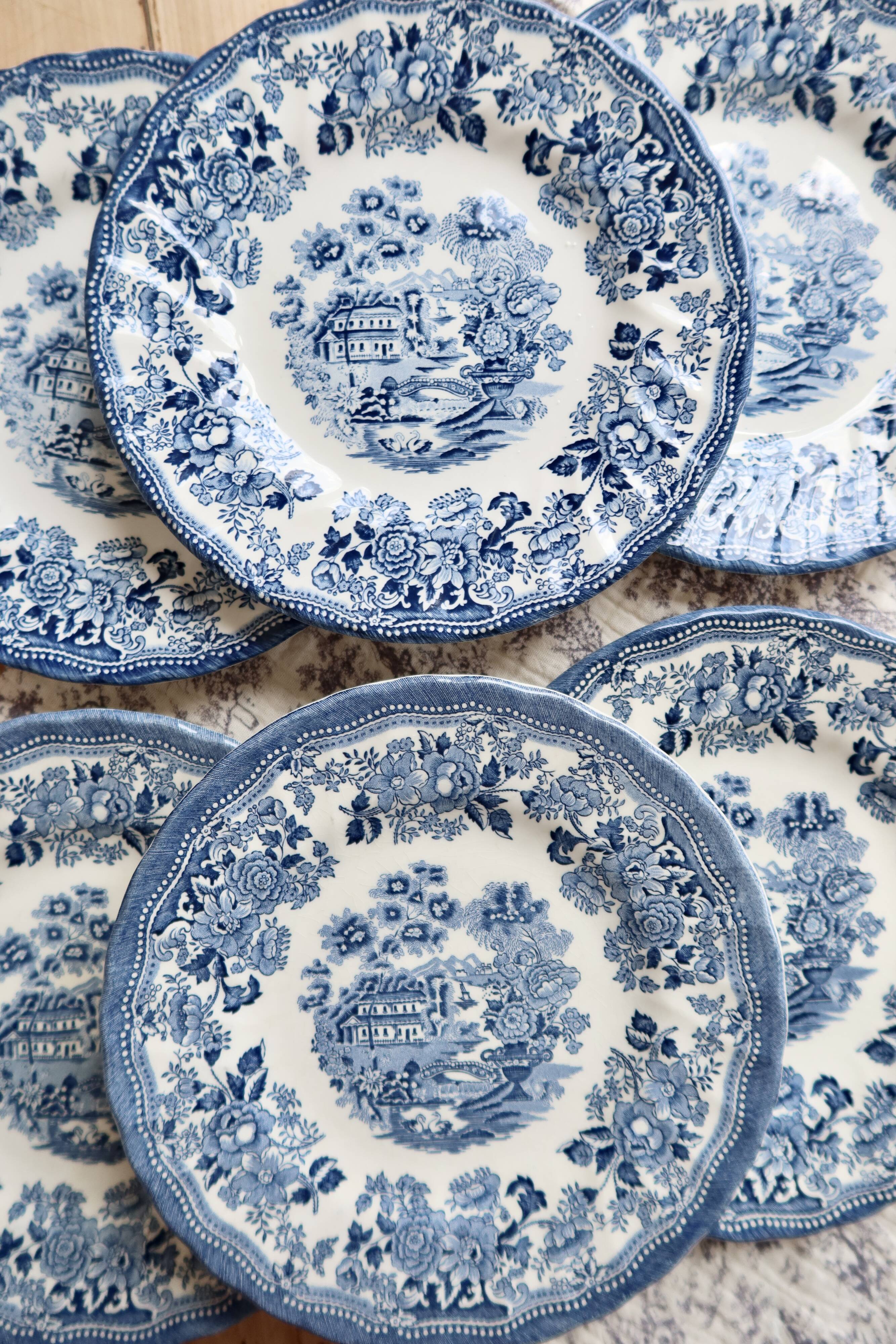 6 English dessert plates by Churchill with a romantic blue design.