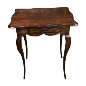 table d'appoint dite