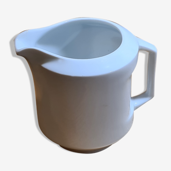 Milk pot