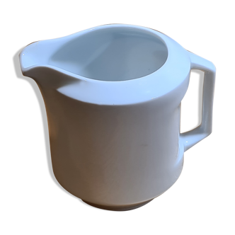 Milk pot