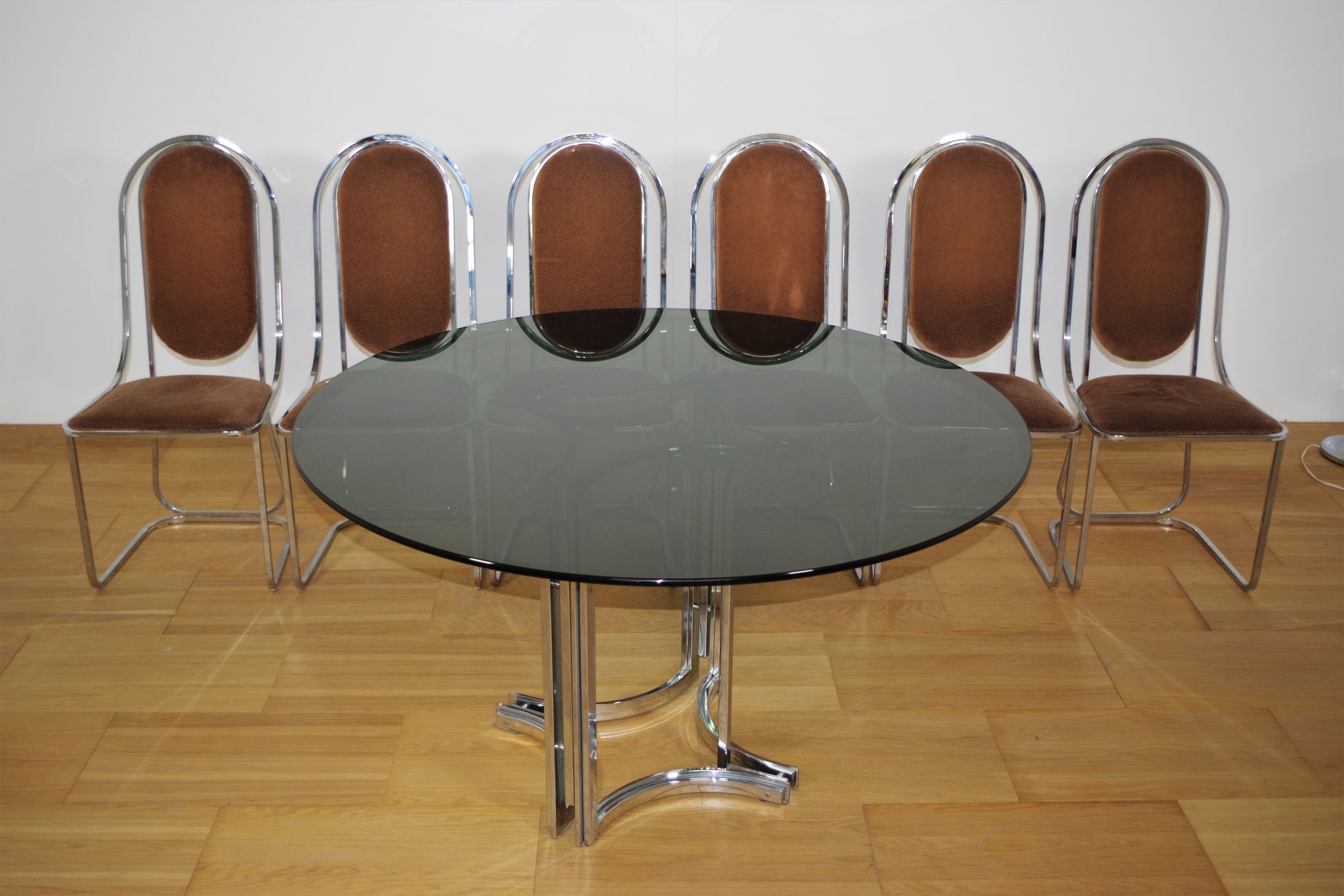 Dining room table and 6 chairs by Alessandro Alpizzi, 1970s, Set of 7