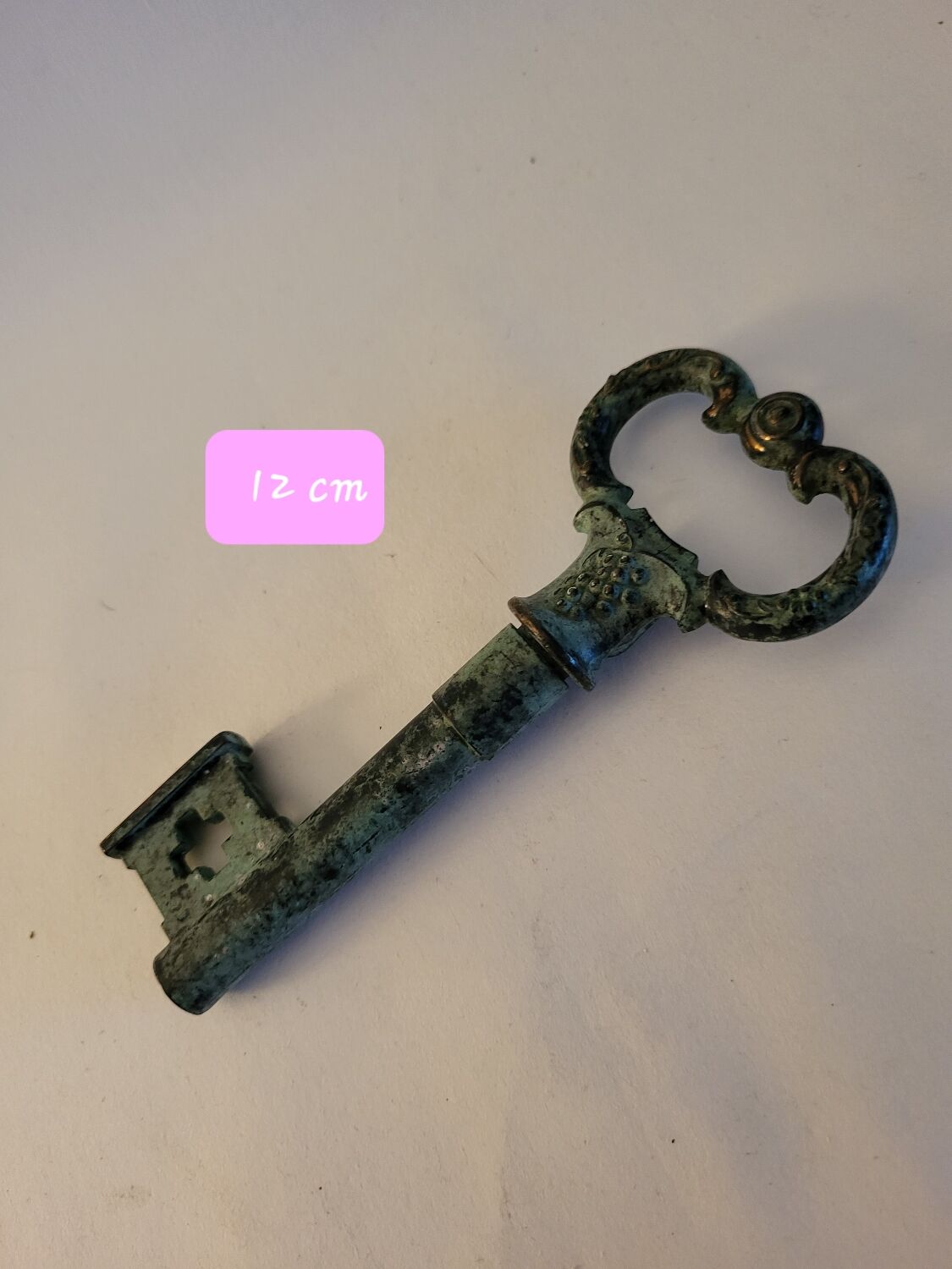 Key corkscrew