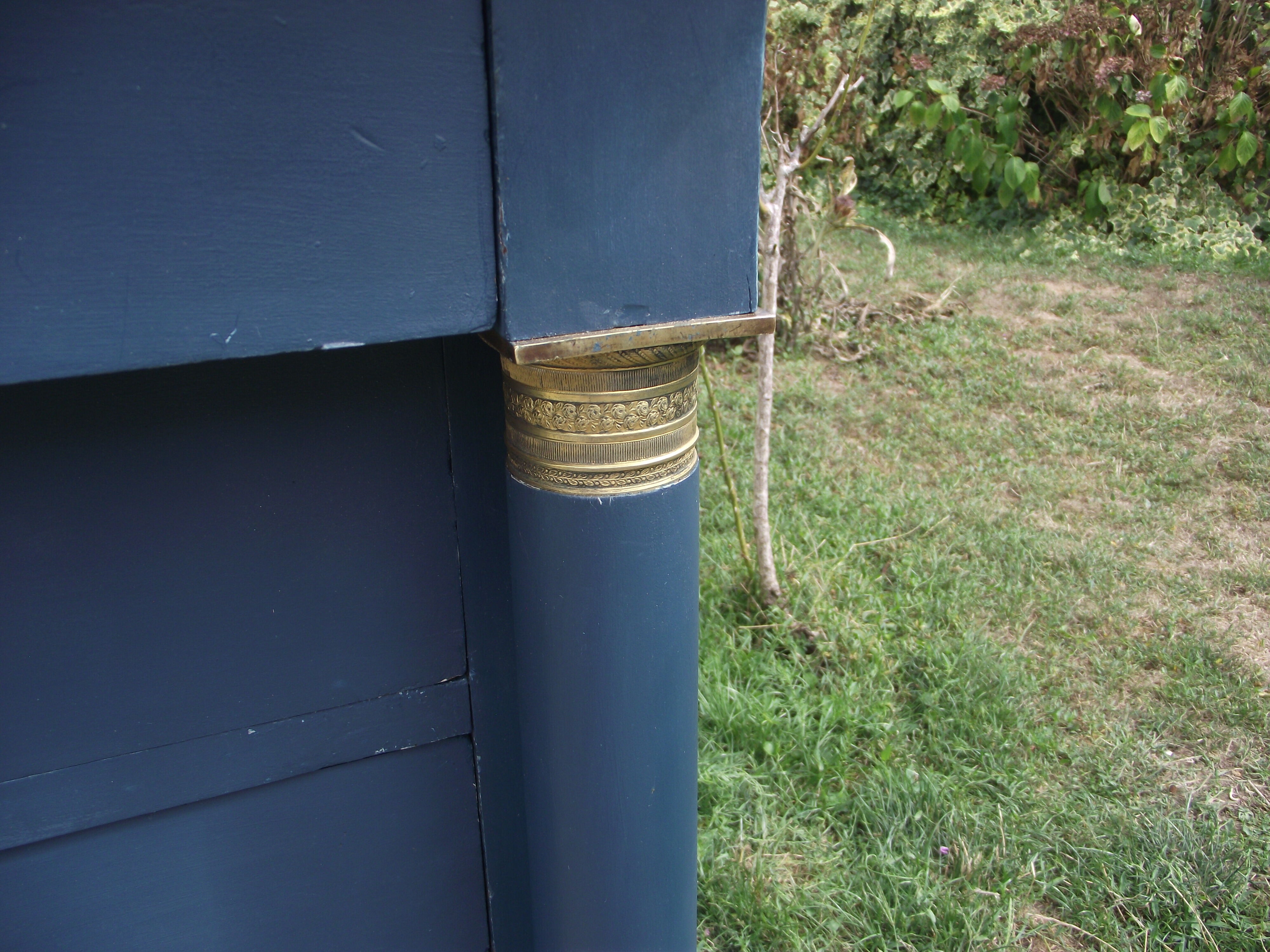 Chest of drawers Empire 19th on marble