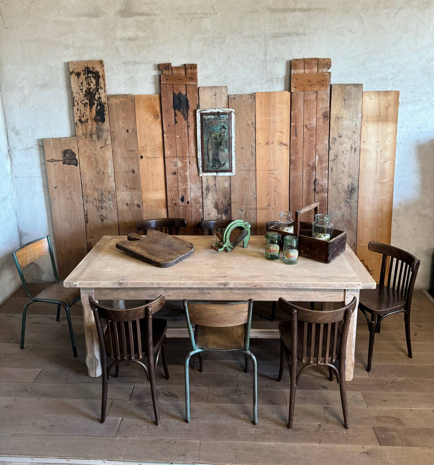 Farm table