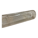 Molded glass ring sizer pocket with geometric patterns