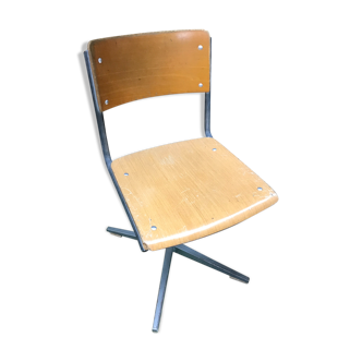 Chaise d’écolier