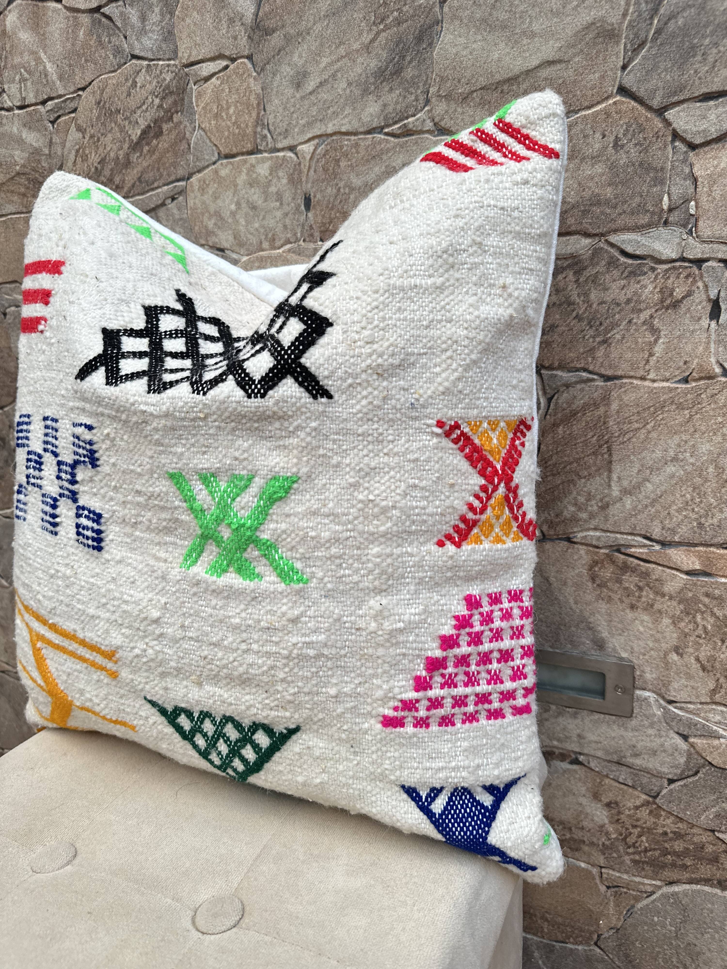 Coussin en laine berbère fait main : Coussin Kilim marocain (45x45cm)