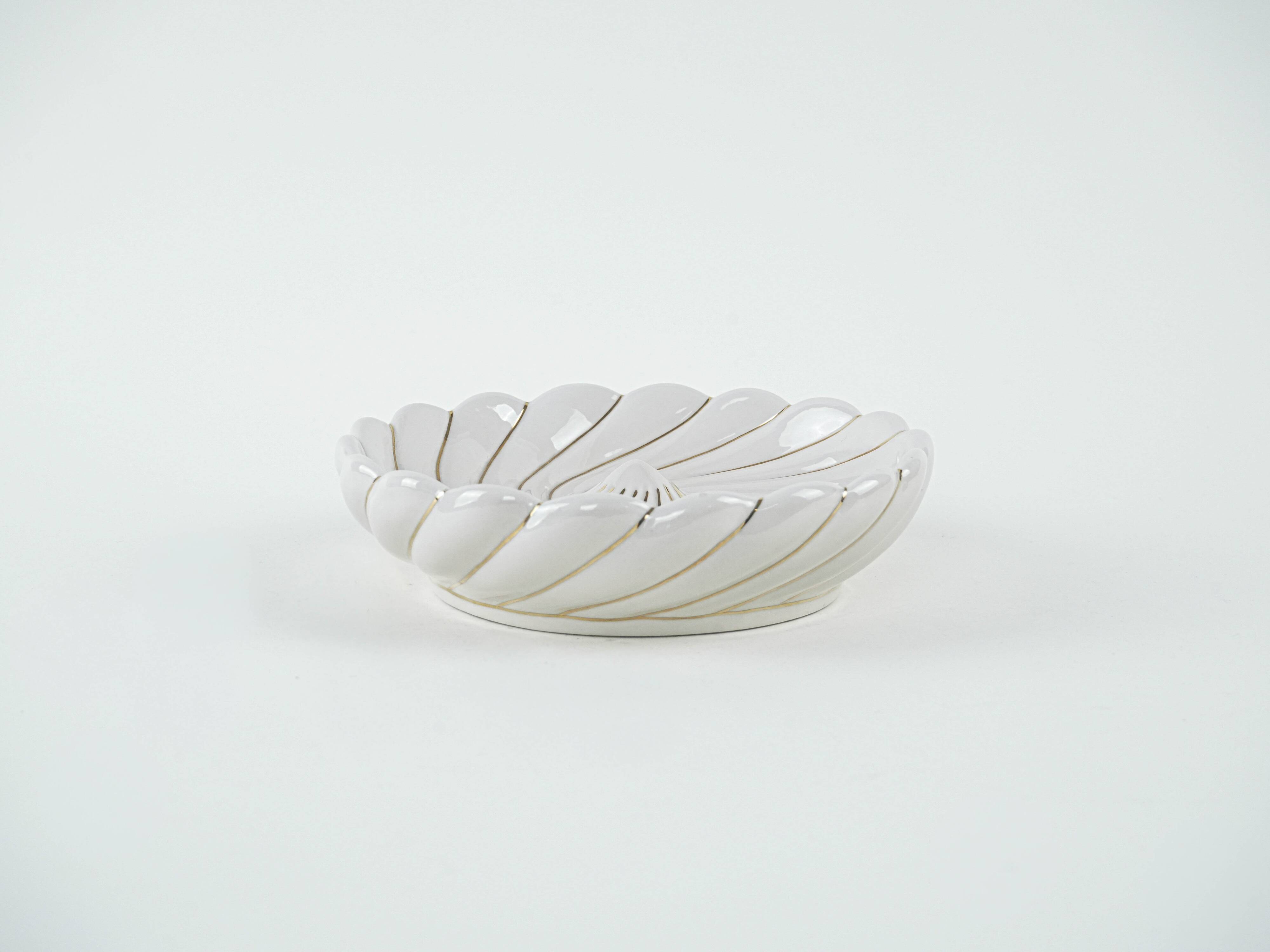 Ceramic decorative bowl, Italian design, 1980s, production: Italy