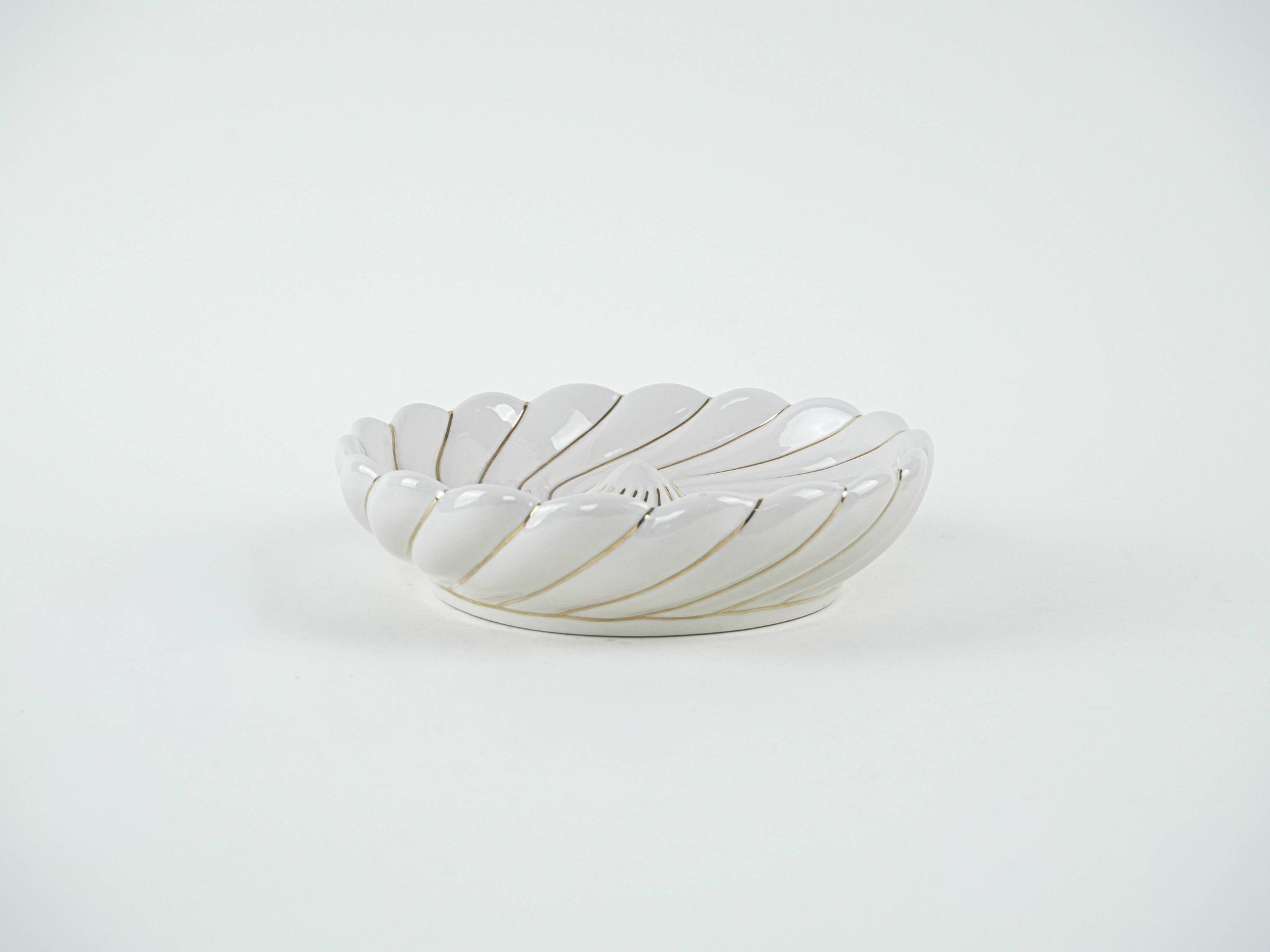 Ceramic decorative bowl, Italian design, 1980s, production: Italy