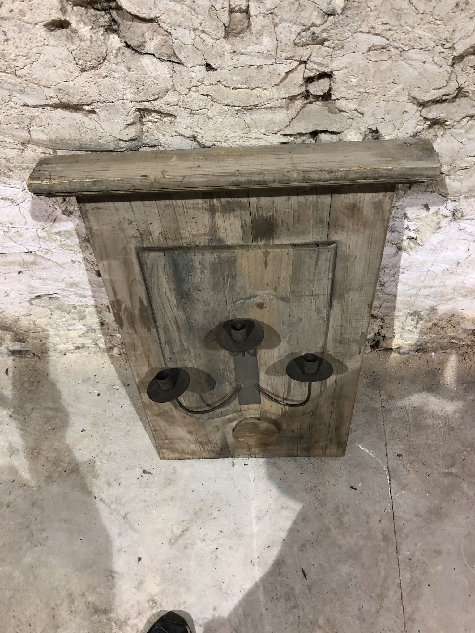 Decorative wall lamp in old wood