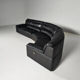 'Bogo' leather canapé in black, Carlo Bartoli for Rossi di Albizzate, 1970s.