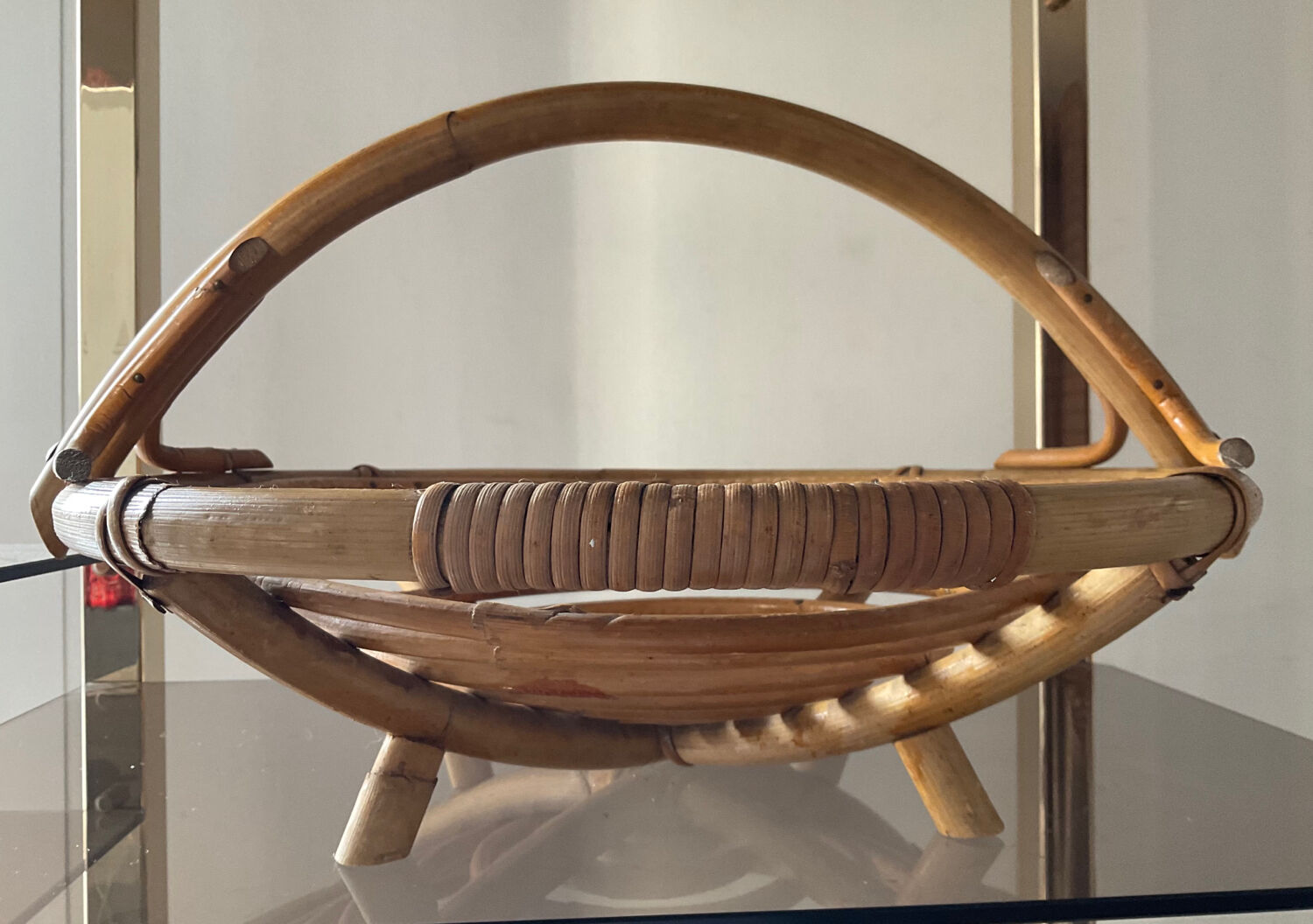 Vintage rattan basket 60s-70s