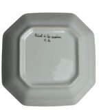 Octagonal empty pocket dish, hand-decorated earthenware, 20th century.