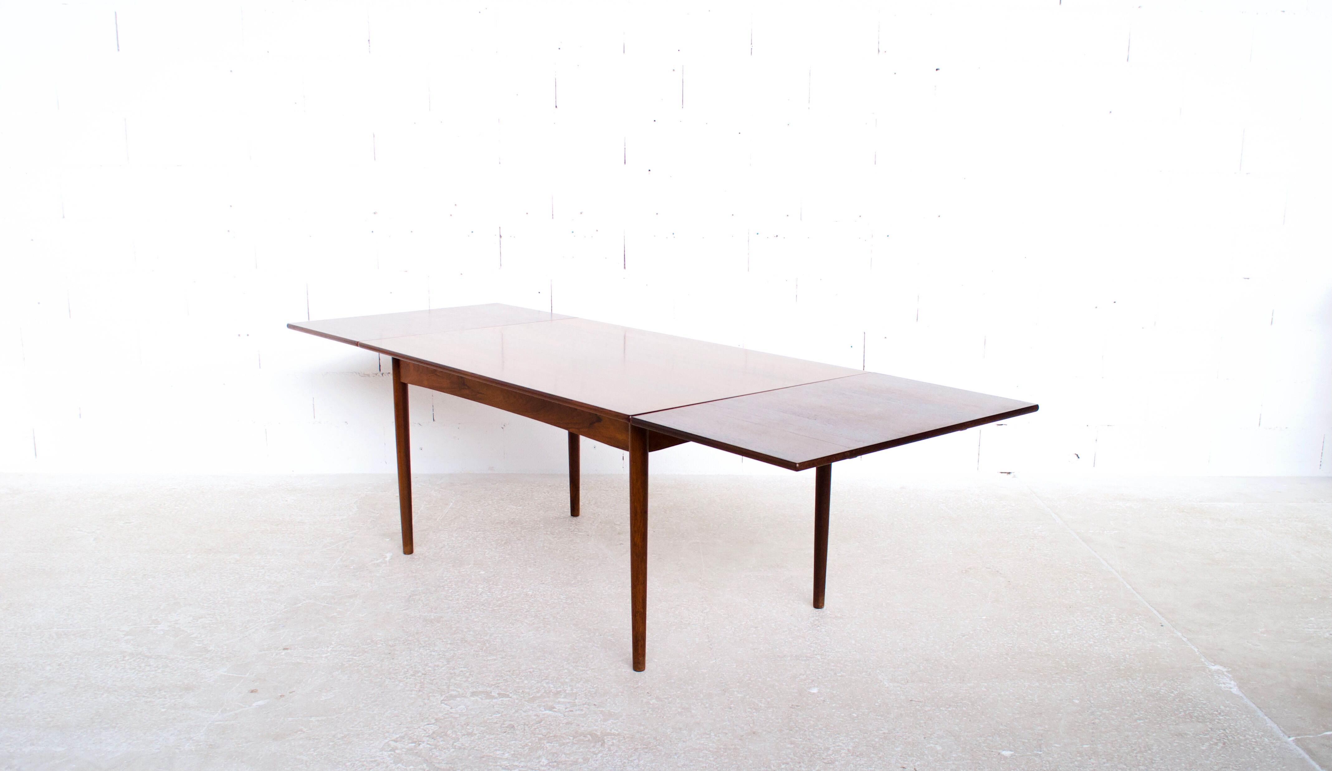 Scandinavian rosewood dining table 60's