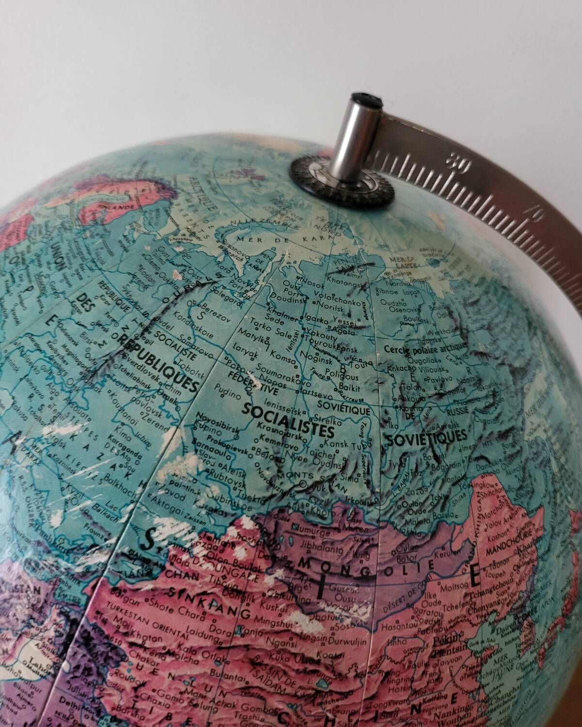 Earth globe scan stereo globe relief