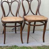 Pair of Thonet chairs nr 19/1 from 1888 ca