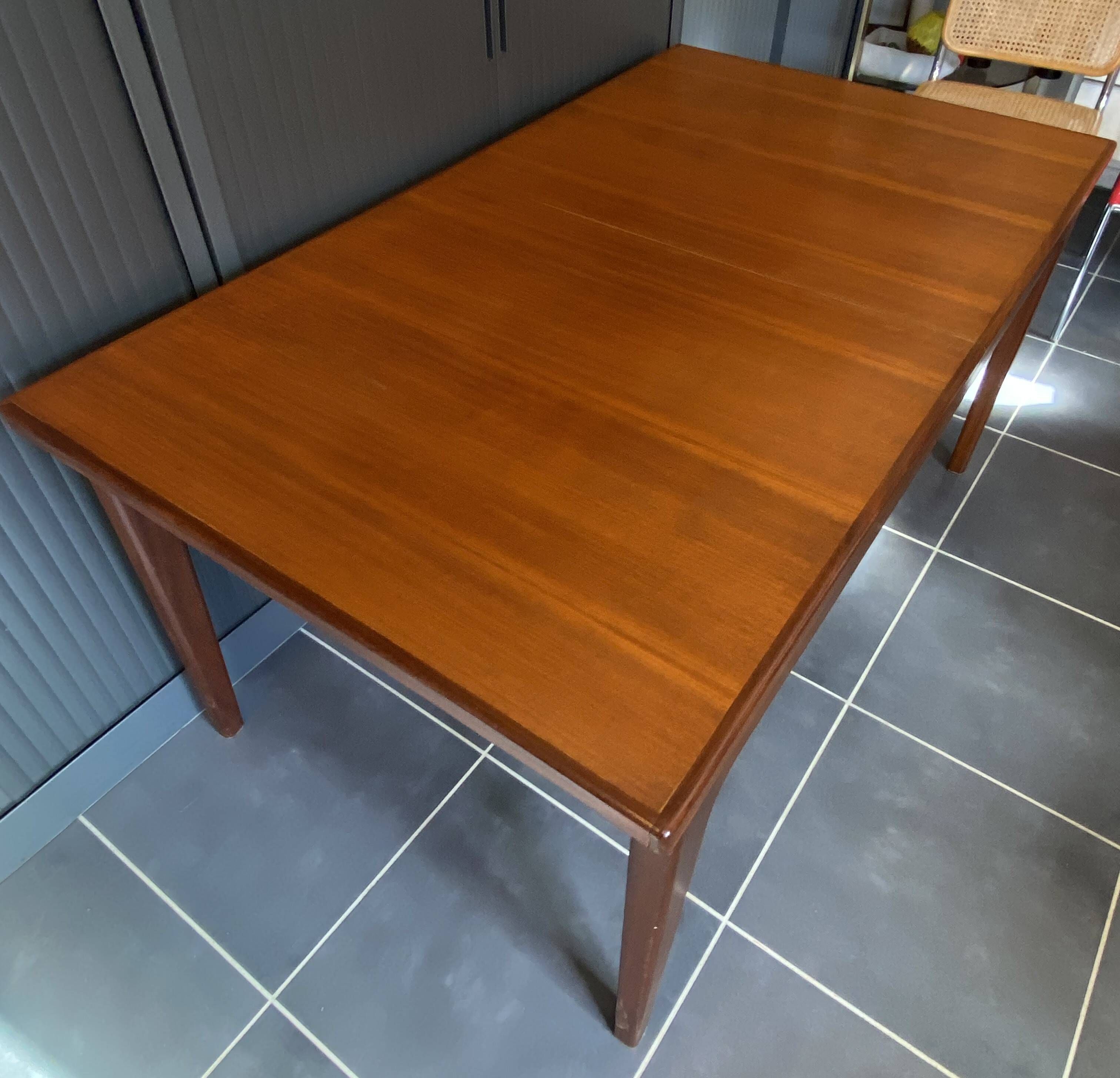 Table extensible scandinave en teck 150/225x86cm vintage an60