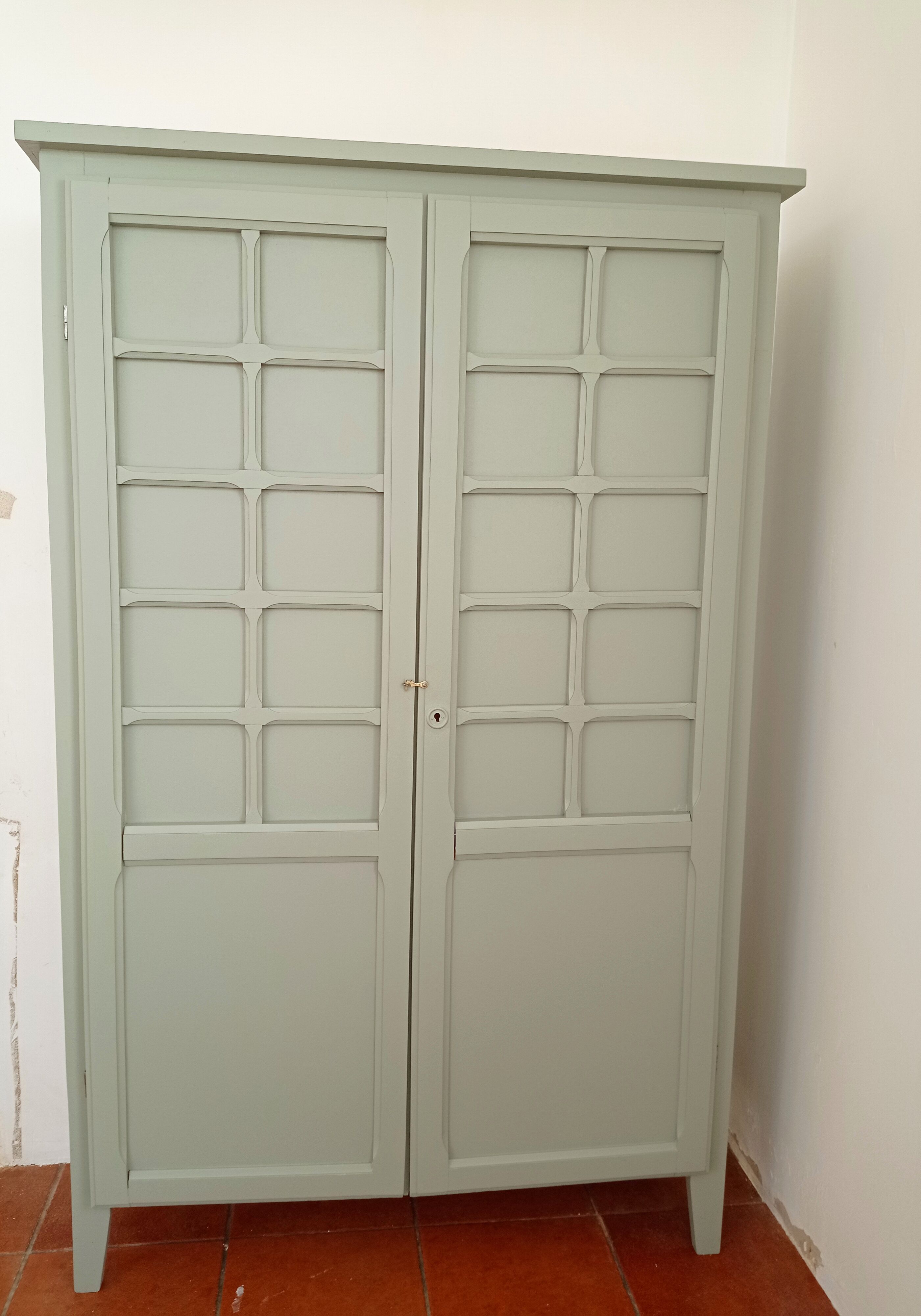 Vintage Parisian wardrobe