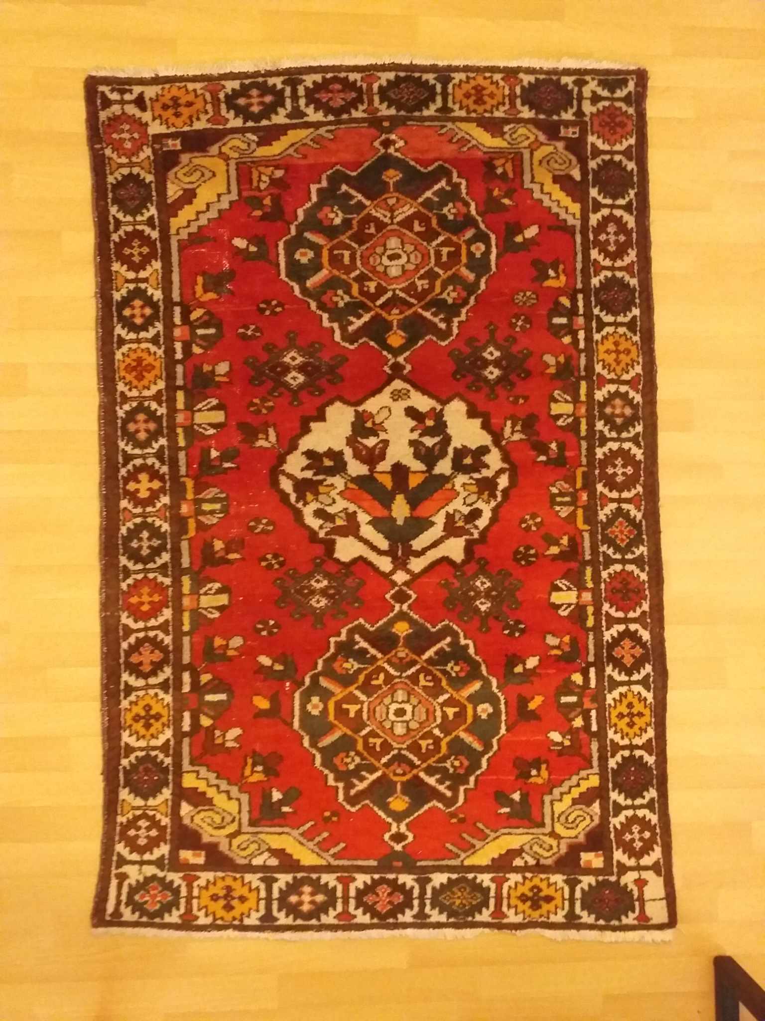 Handmade Persian Hamadan rug 200x132cm