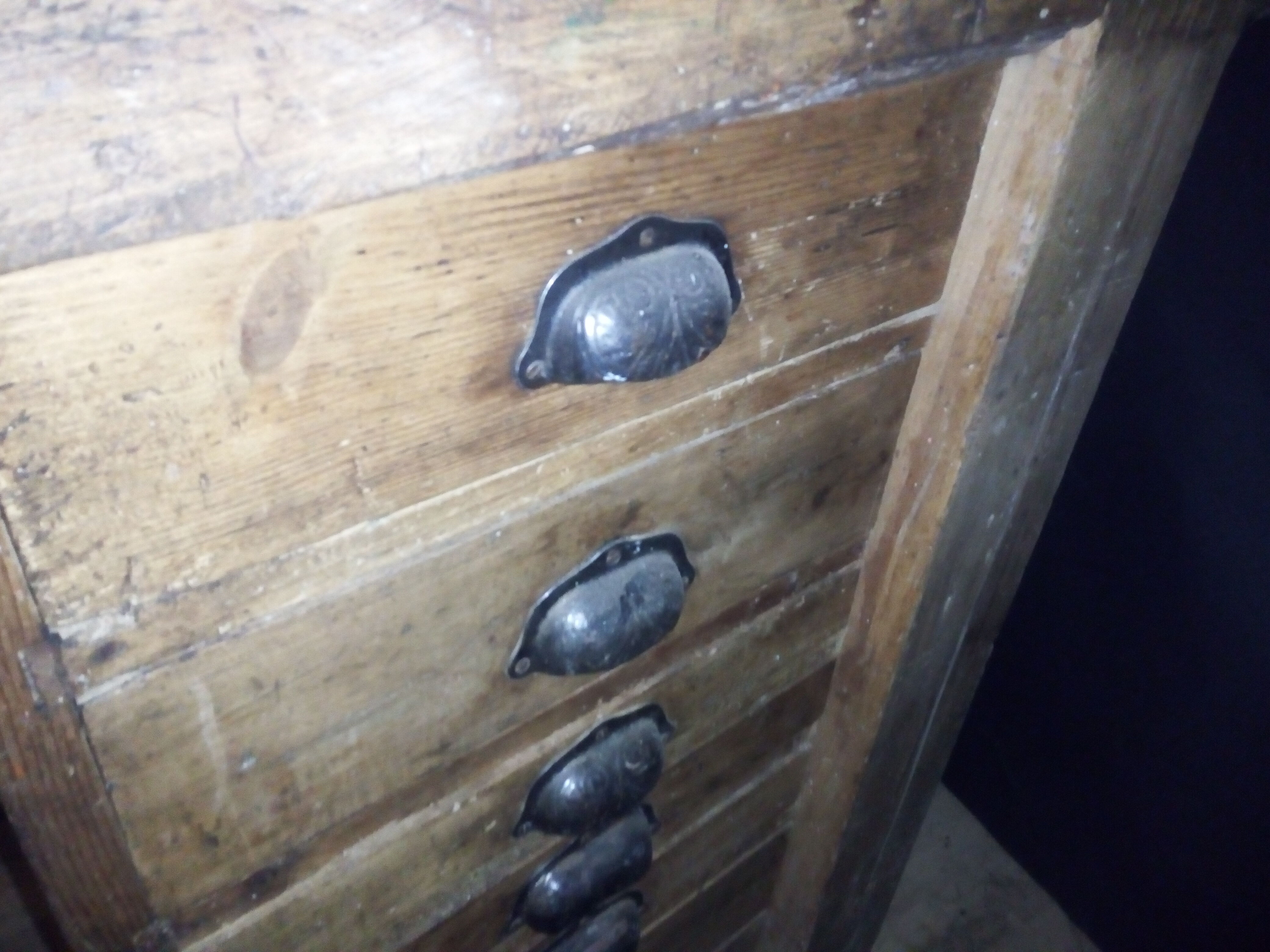 Établi à tiroirs