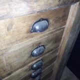 Workbench with drawers