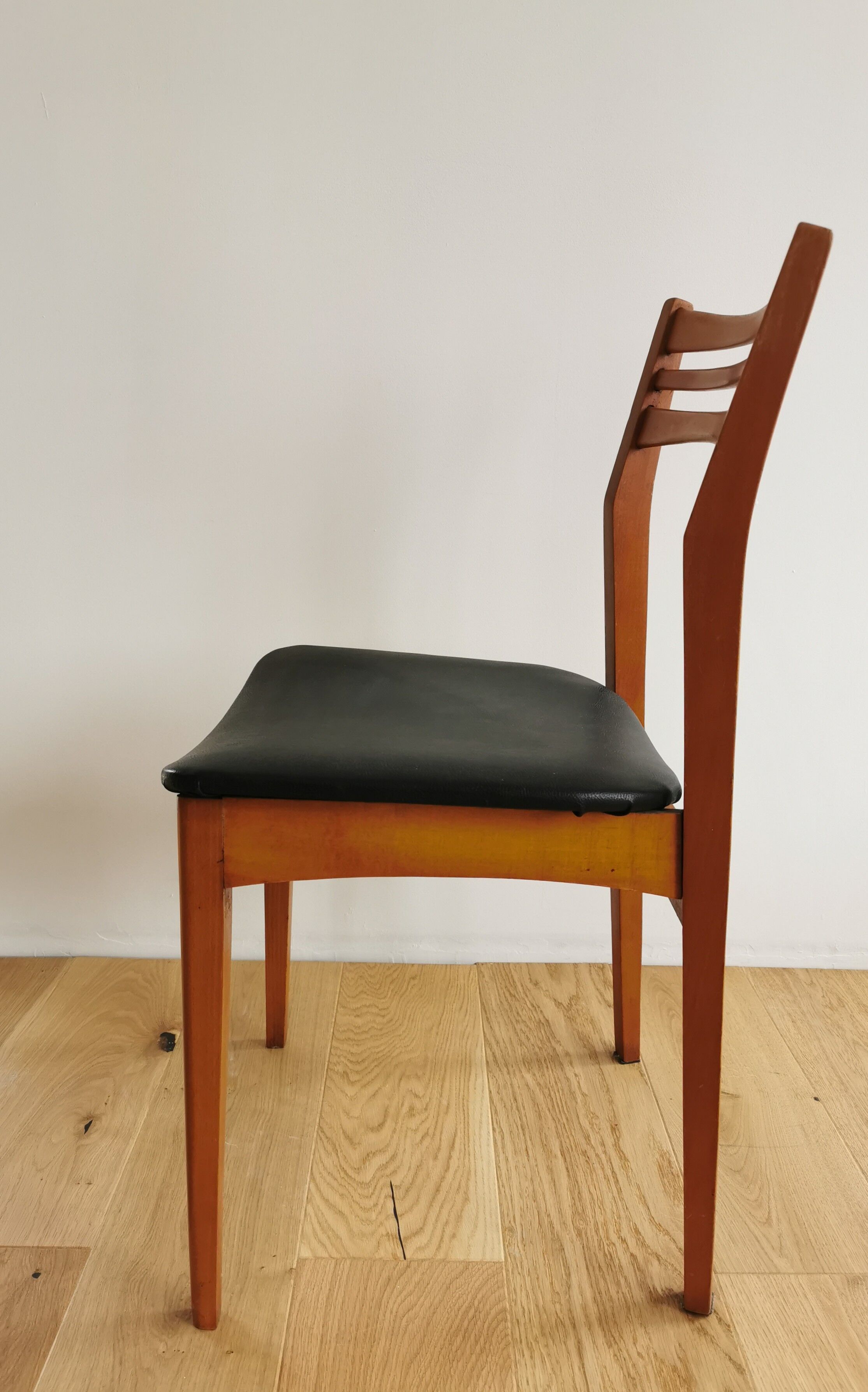 Set 5 vintage Scandinavian chairs