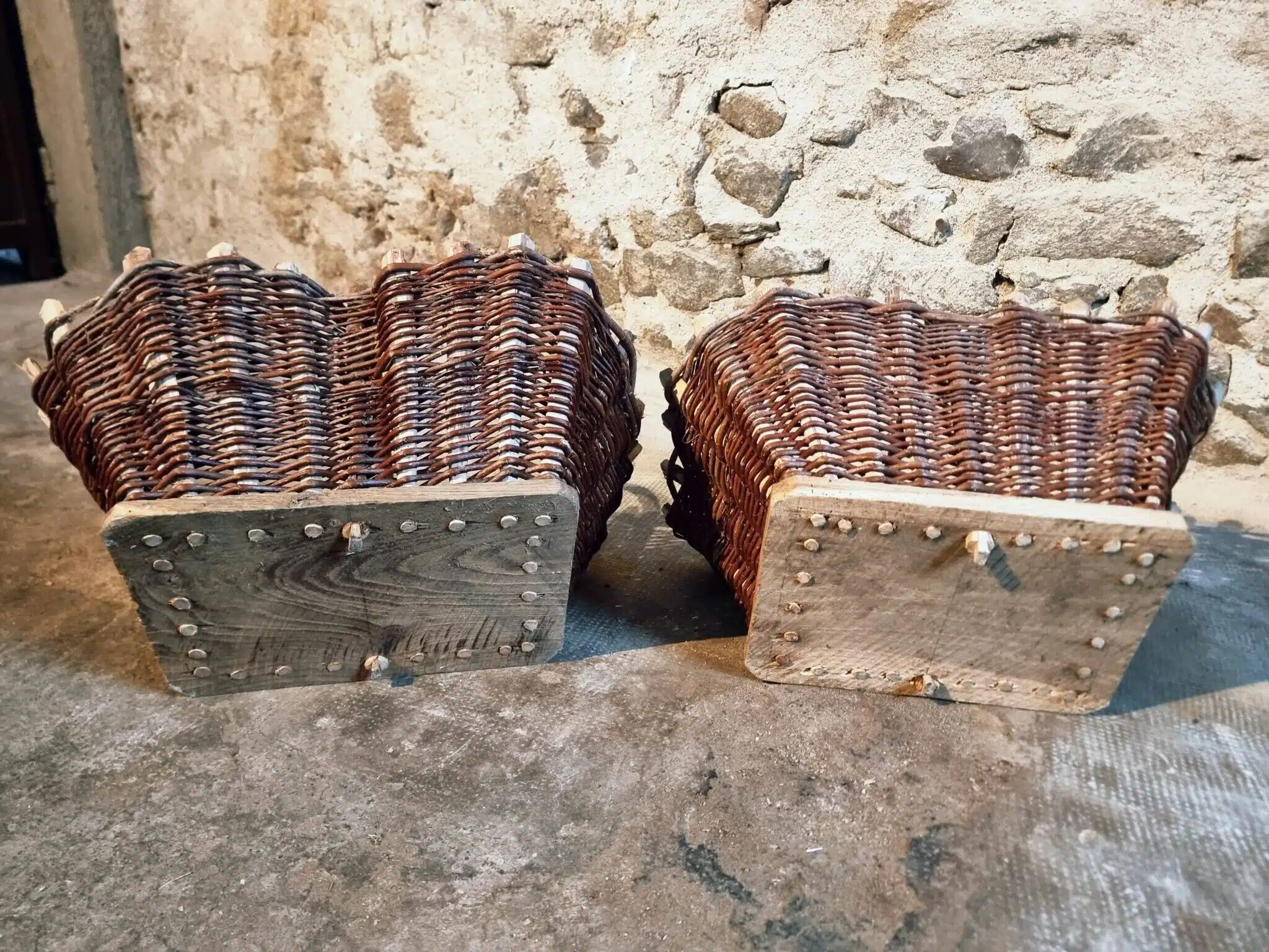 Pair of early 20th century French wicker grape harvest baskets – Rustic vineyard set