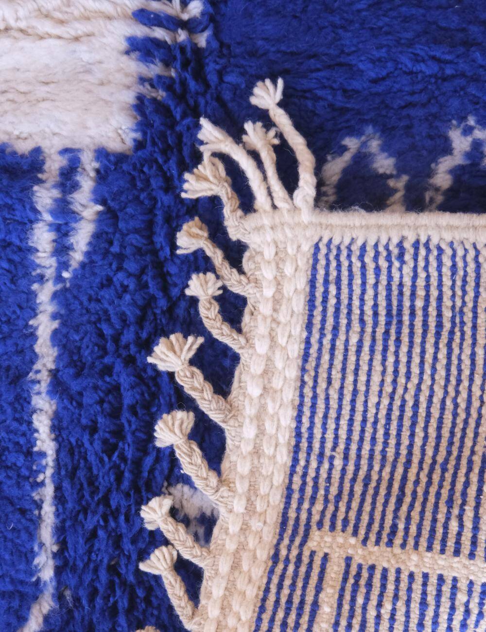 Tapis bleu marocain