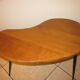 Table basse vintage forme haricot