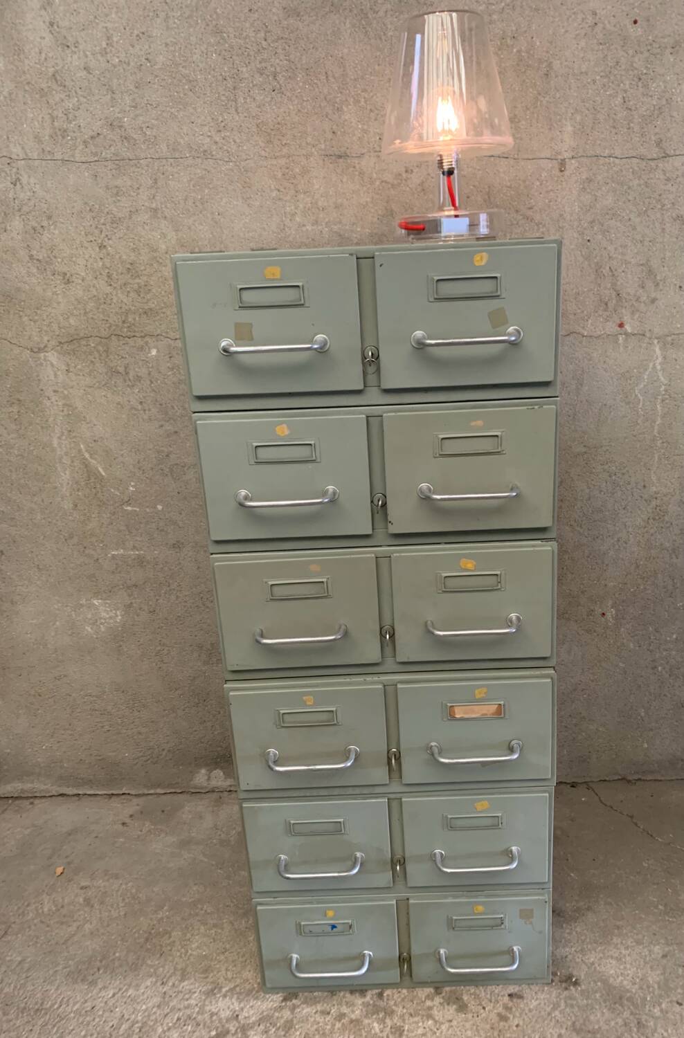 Structure of 6 vintage industrial lockers