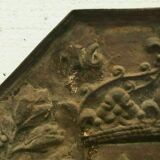 Plaque de cheminée en fonte de fer Décorde blason couronné XIX siècle