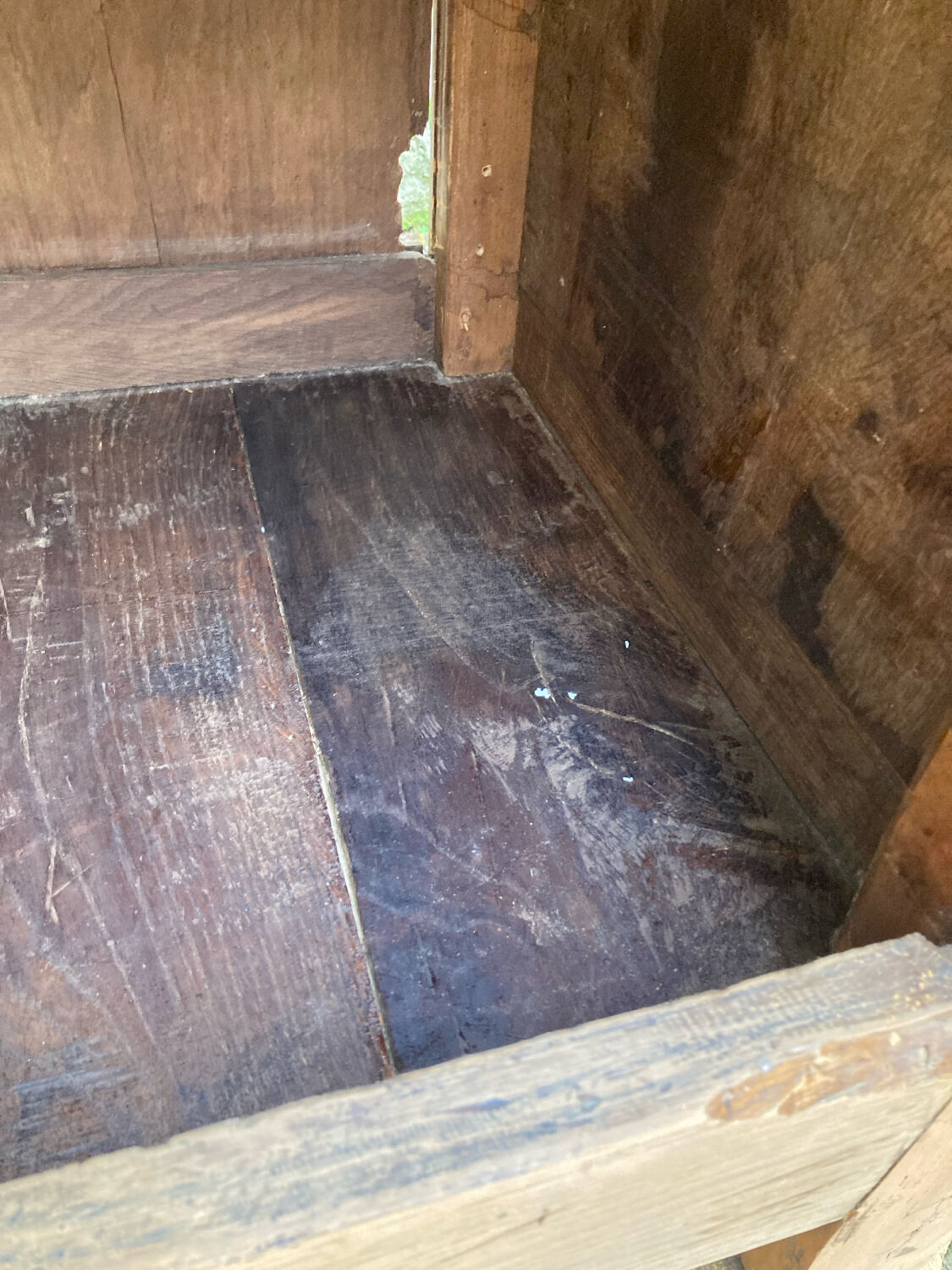 Antique wooden confit pot.