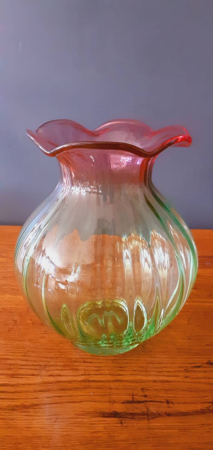 Vase corolle Bicolore début XXéme Soufflé à la bouche