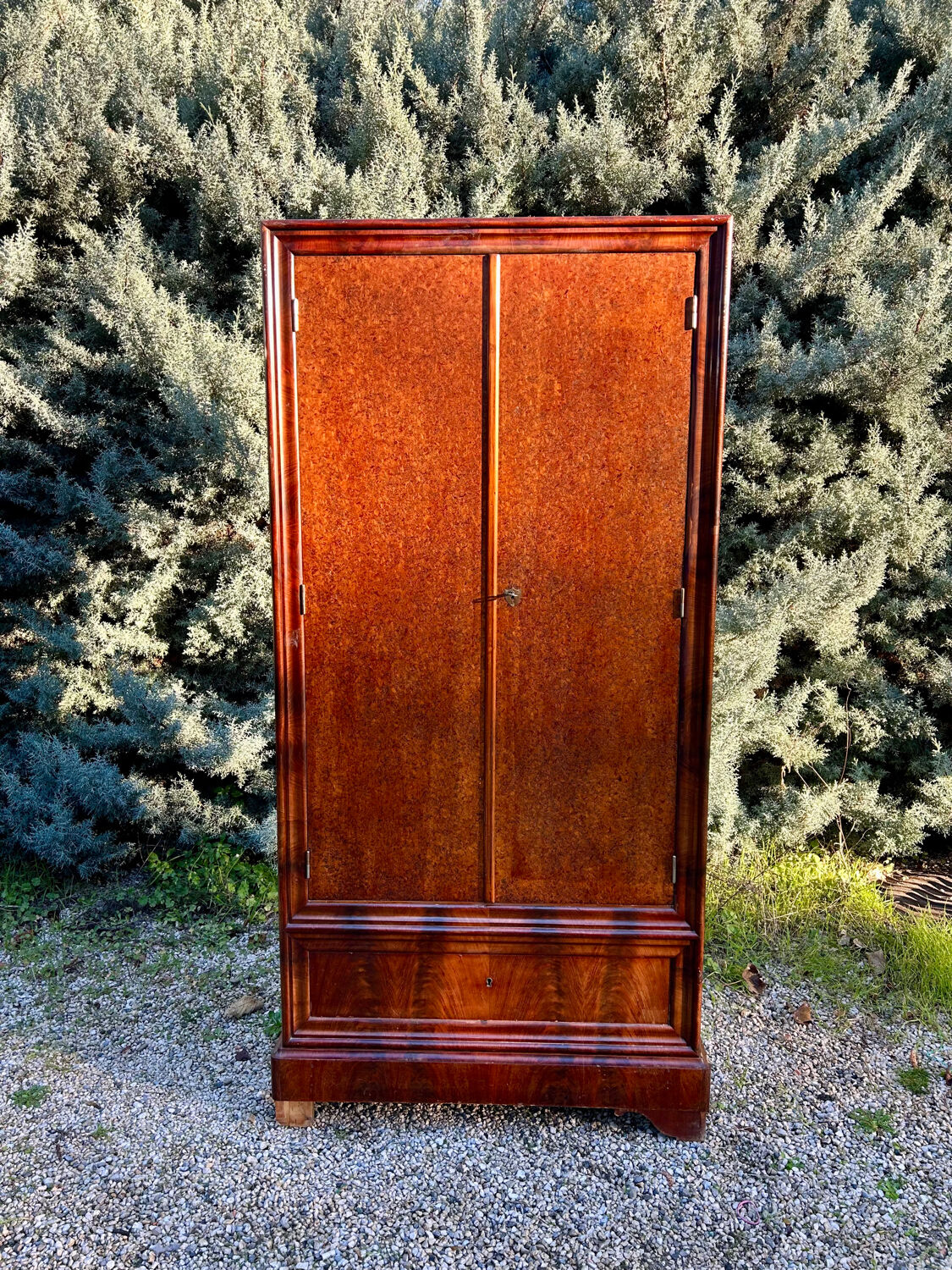 Armoire en noyer