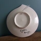 Empty pocket cup signed H. Yildiz Türkiye Iznik