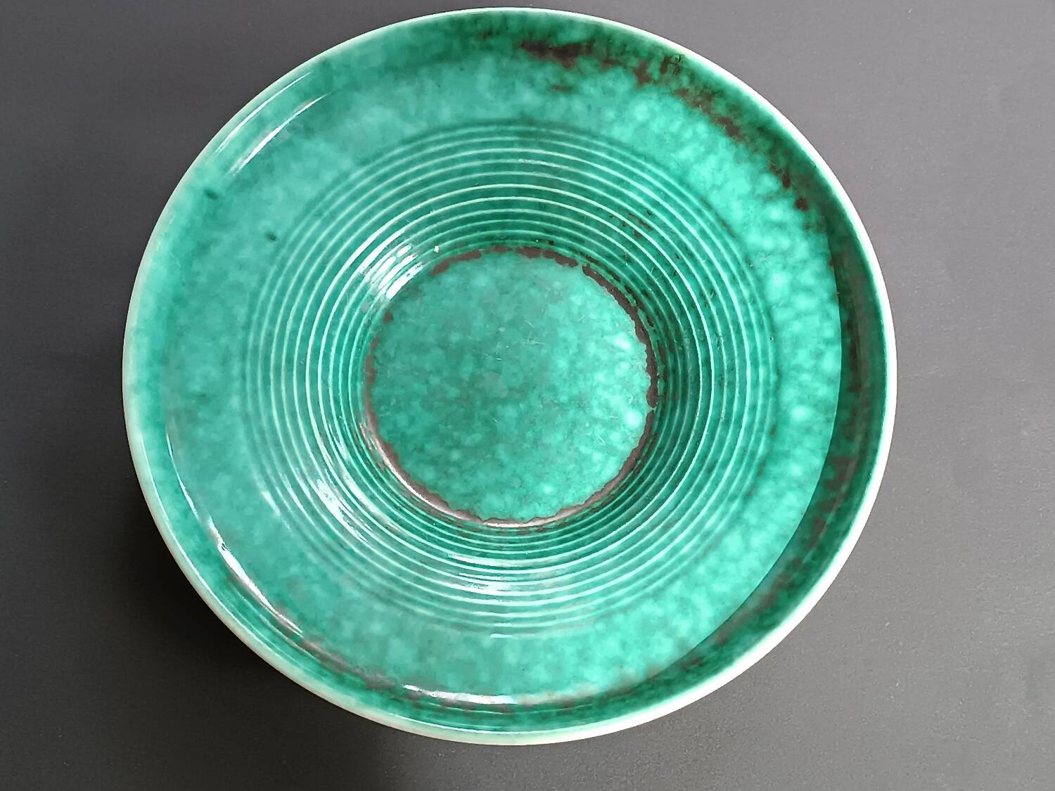 Villeroy and Boch Art Deco green ceramic bowl