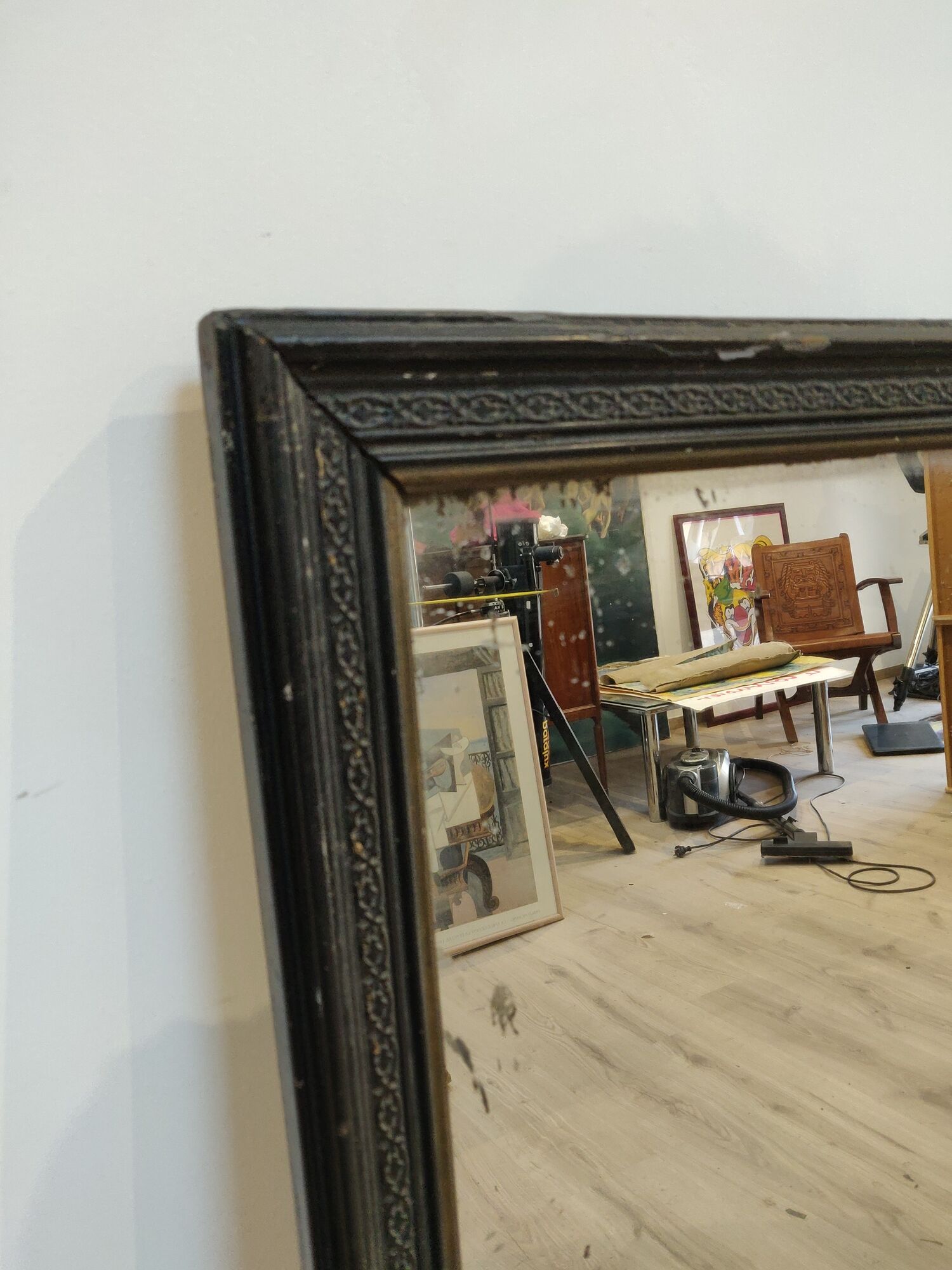 Mirror in black molded wood 109x93 Napoleon III era