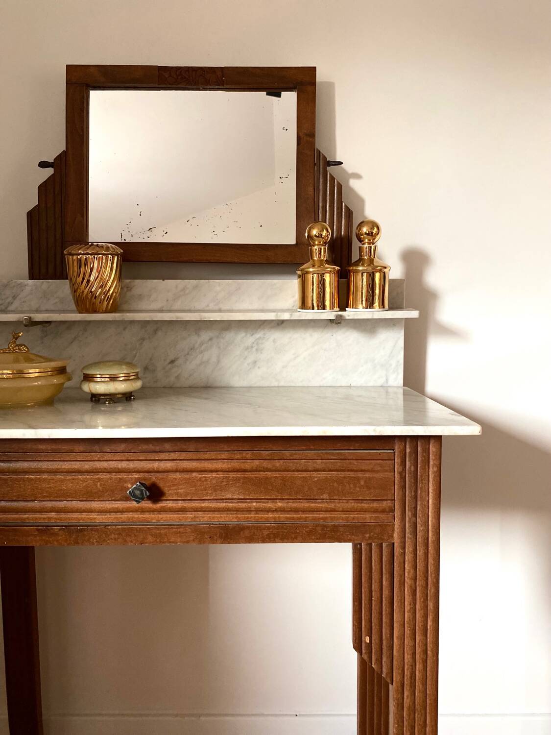 Old art deco wooden dressing table