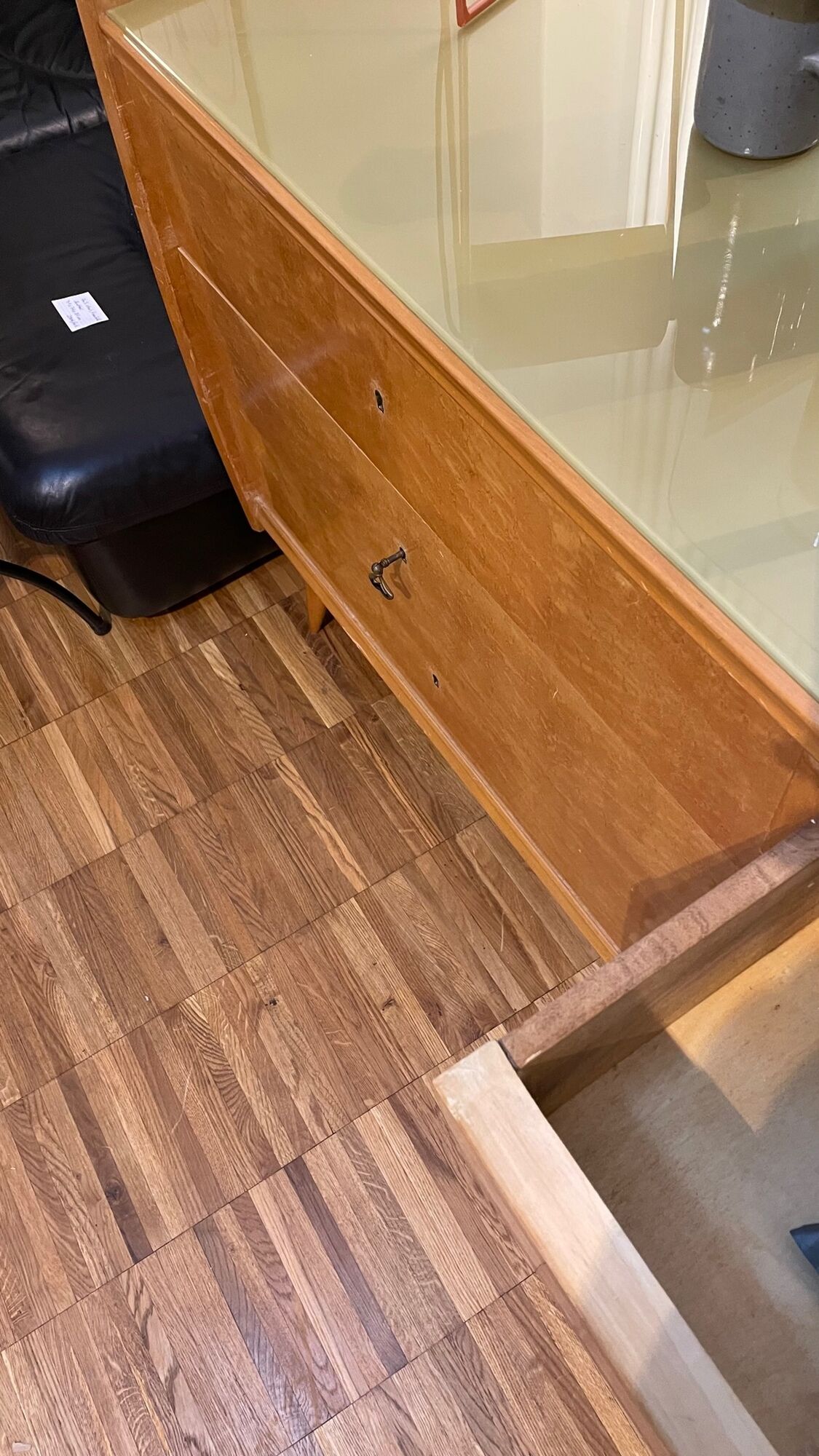 Commode pieds compas avec miroir italien des années 50